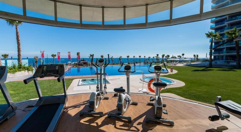 Sea Senses Blue Ocean Apartment Torrevieja Bagian luar foto